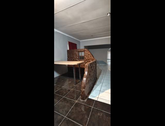 4 BEDROOM HOUSE TO LET IN SASOLBURG EXT 11